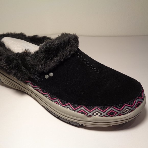 Ryka Size 7 Wide ADVENTURE Black Suede New Clogs - Picture 4 of 13